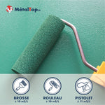 Rouleau vert appliquant une peinture sur métal, rendements par brosse, rouleau et pistolet