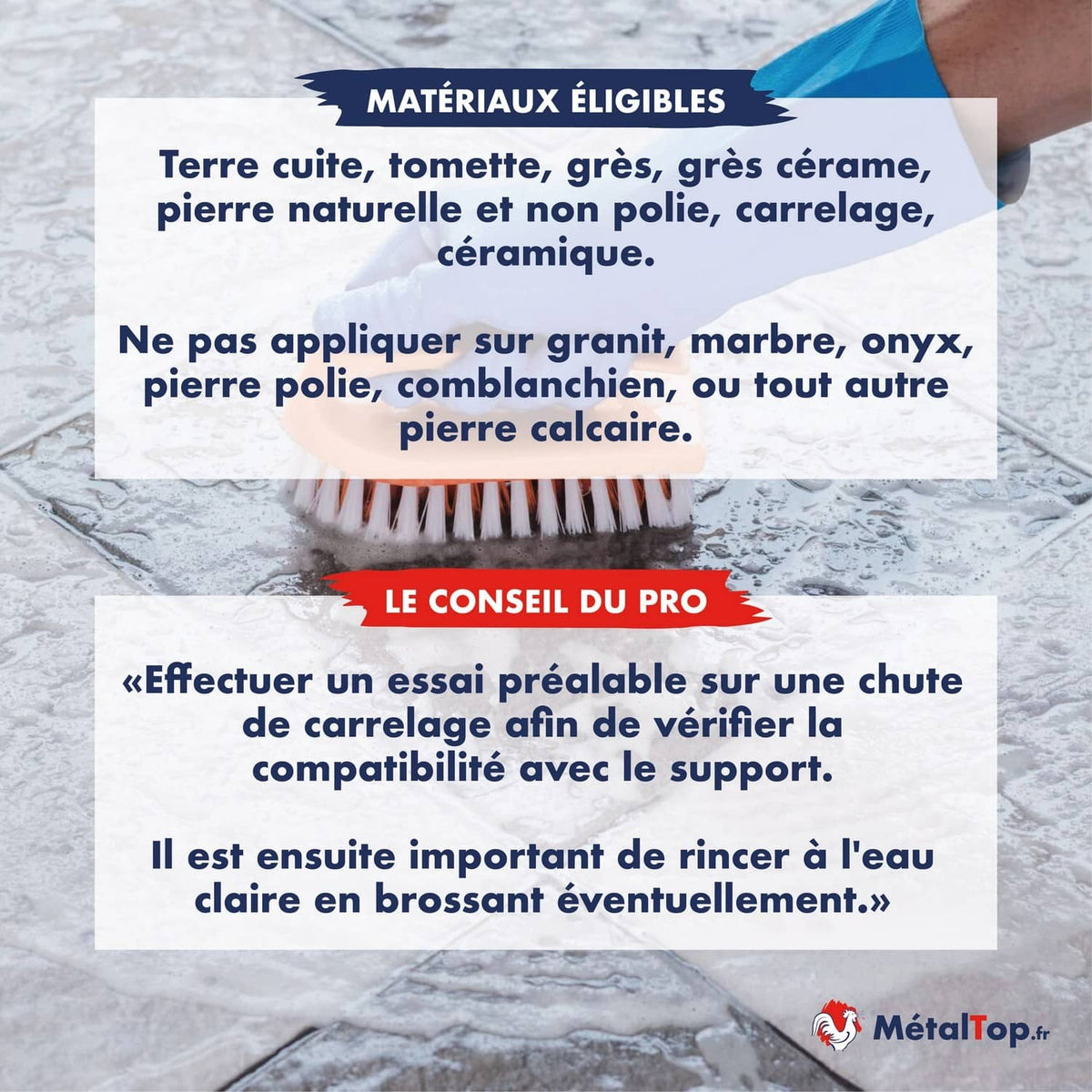 Brosse nettoyant du carrelage gris humide, mousse blanche, infographie des matériaux éligibles