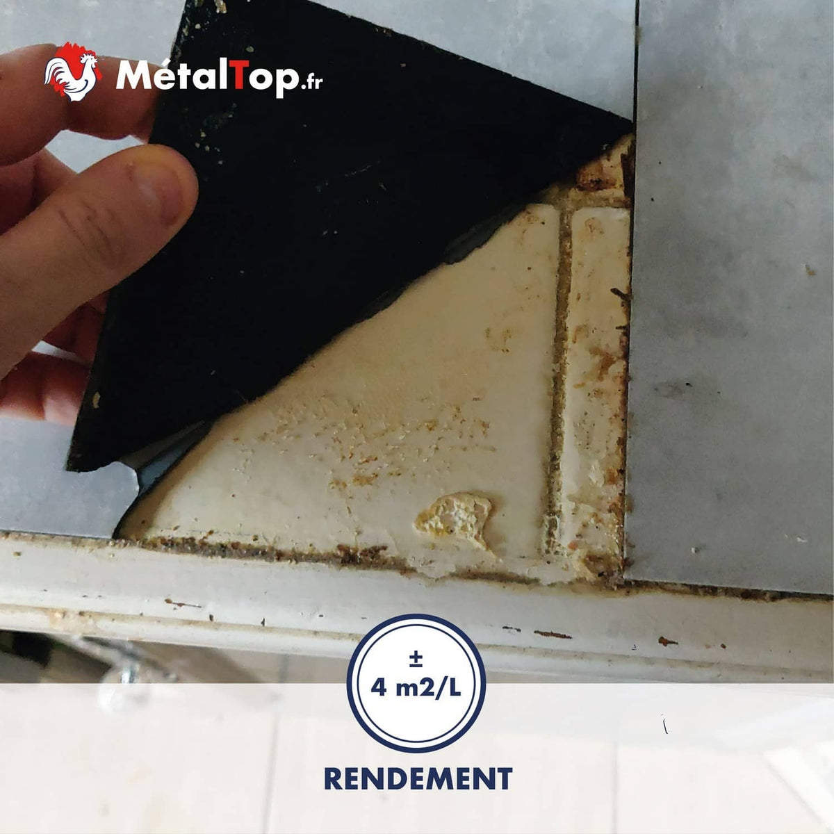 Surface métallique rouillée, revêtement noir soulevé sur sous-couche blanche, rendement 4 m²/L