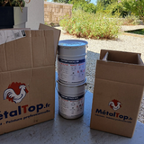 Colis et pots de peinture Métaltop reçus par un client