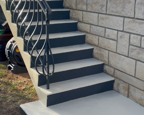 Avant : Peindre un escalier en béton